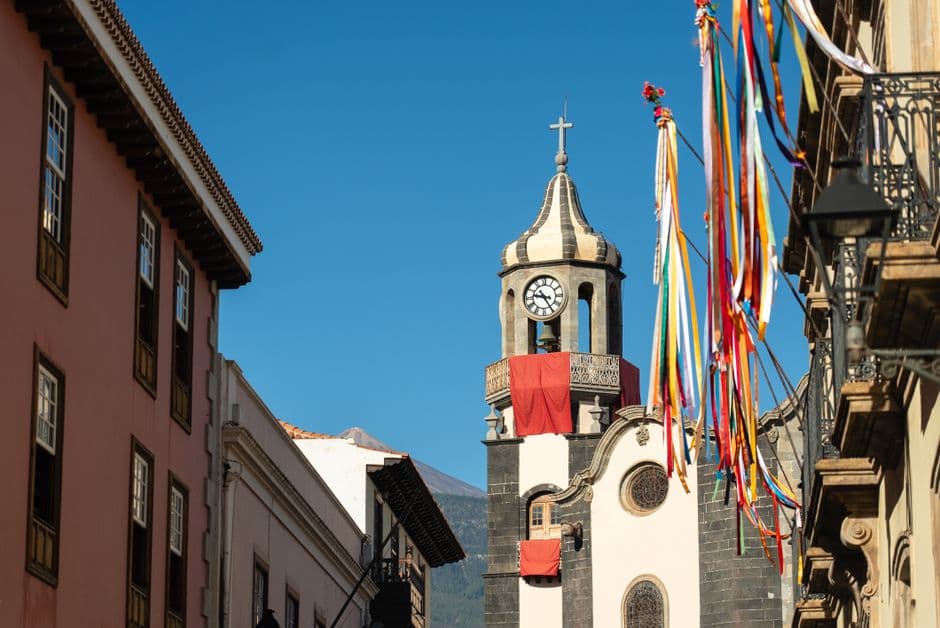 Fiesta patronal: Corpus Christi de La Orotava: Alfombras de Flores y Arena, La Orotava