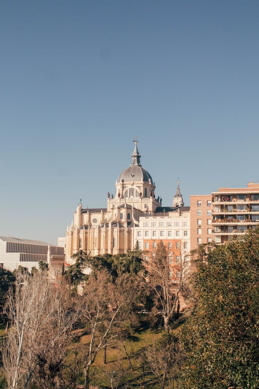 Fiesta patronal: Festividad de la Virgen de la Almudena 2026 en Madrid