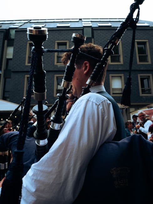 Fiesta patronal: Fiesta de las Gaitas de Presno (Castropol), Castropol
