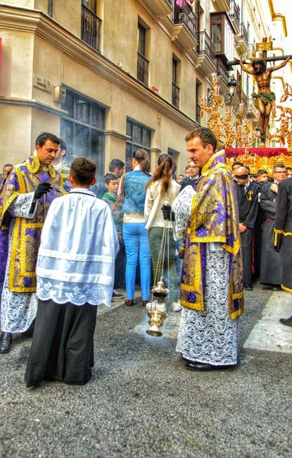 Fiesta patronal: Fiestas de las Alabardas en honor al Cristo del Olvido, Orgaz