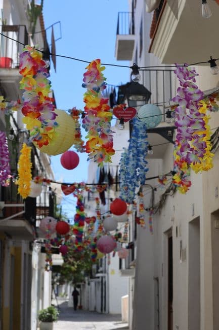 Fiesta patronal: Fiestas patronales de Illas, Illas
