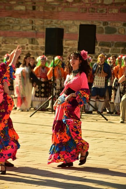 Fiesta patronal: Fiestas de San Licer y el Dance de la Virgen del Salz en Zuera, Zuera