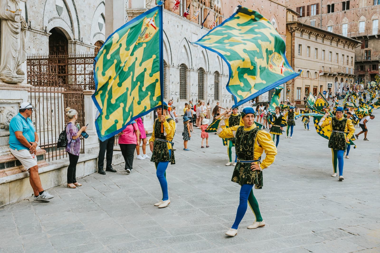 Fiesta patronal: Moros y Cristianos de Oliva, Oliva